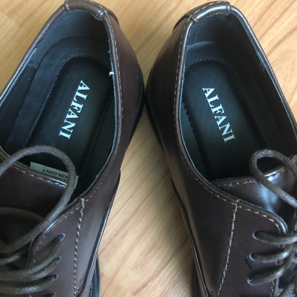 Alfani men’s leather shoes, size 7 - Picture 2 of 5